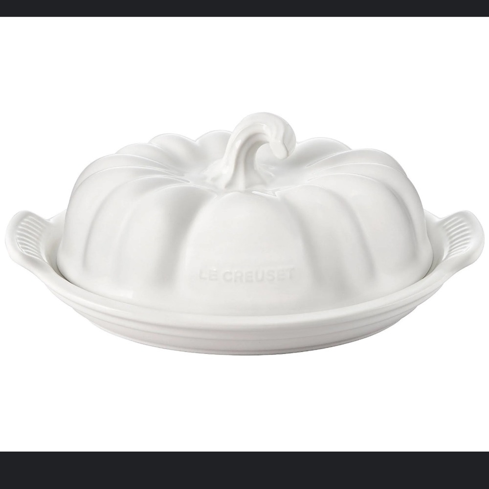 Le crueset pumpkin butter dish